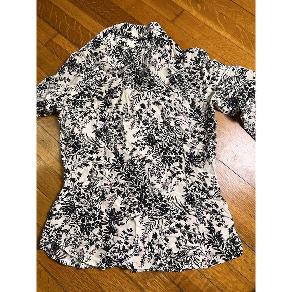 Jaclyn Smith Classic Button Up Silk Floral Blouse Long Sleeve Size 8 Black White - Picture 5 of 5